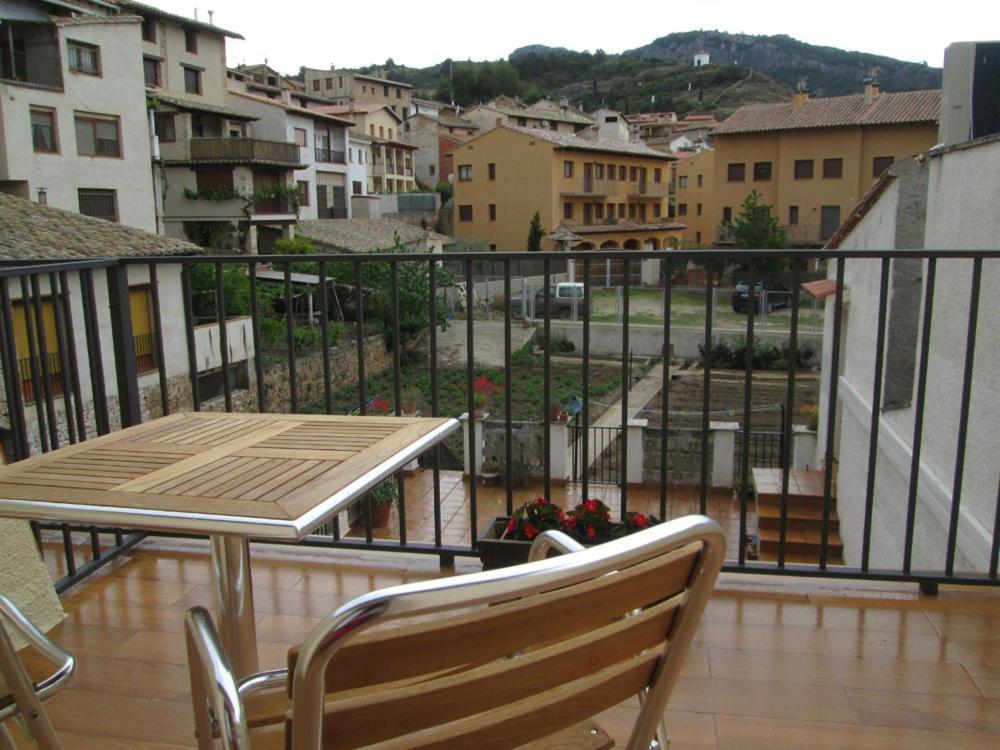 Fonda Urquizu Hotel Beceite Exterior photo